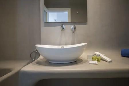 Blue Waves Suites & Apartments - 264