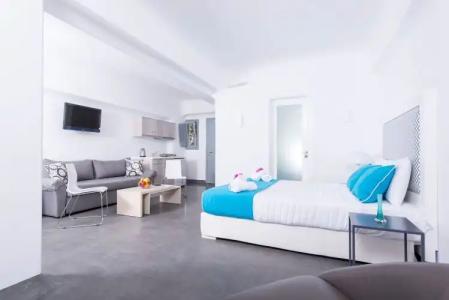 Blue Waves Suites & Apartments - 325