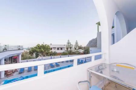 Blue Waves Suites & Apartments - 378