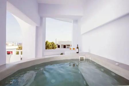 Blue Waves Suites & Apartments - 312