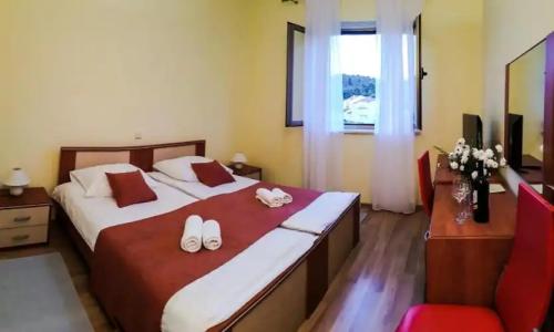 Guesthouse Pomena - 13