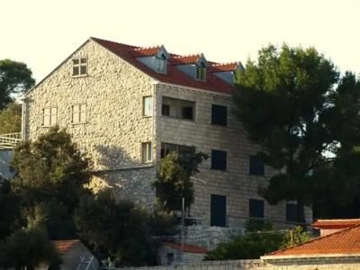 Guesthouse Pomena - 11