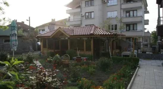 Kastela Guest House - 11