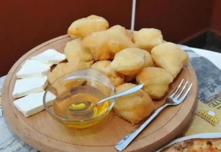 Le Petit Chateau - 17