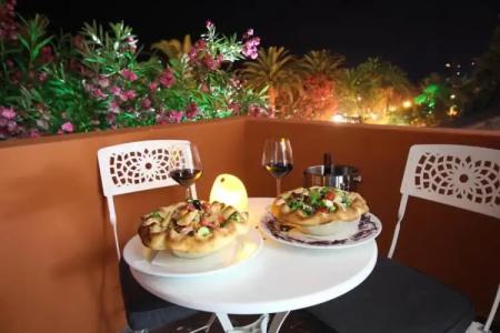 Le Petit Chateau - 21