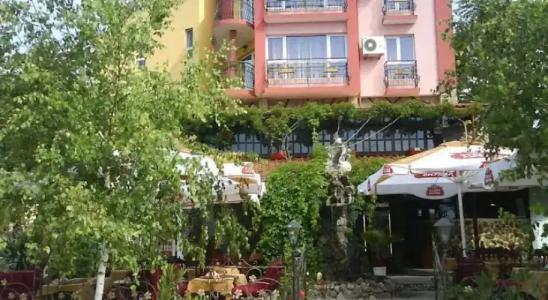 Vromos Guest House - 6