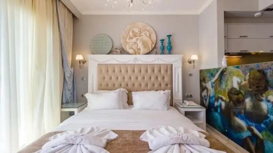 Alpha Luxury Suites - 49