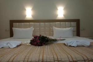 7 Sky on Y. Konovaltsia street, Kiev