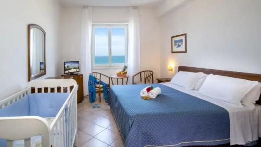 Grand Excelsior - 47