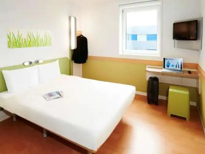 ibis Budget Caen Memorial - 3