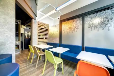 ibis Budget Caen Memorial - 12
