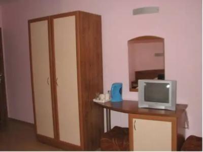 Vladimirov Guest House - 0