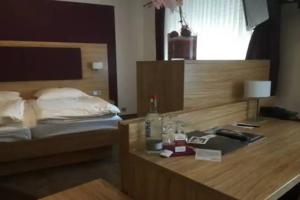 Hotel Restaurant Conni, Wolfsburg