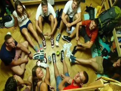 Cascade Apartments & Tours - 16