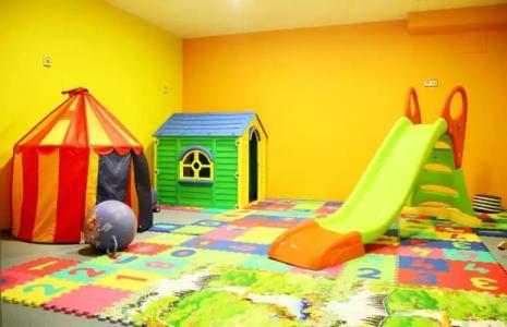 Apartaments Els Llacs - 13