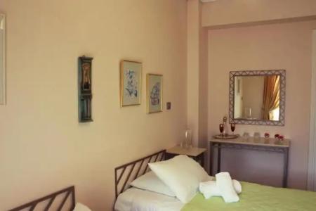 Veggie Garden Athens B&B - 13