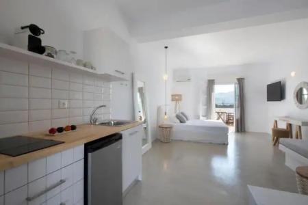 Kouros Village - 250