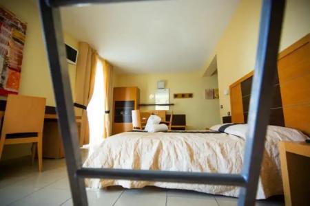 Ticho's Greenblu - 53