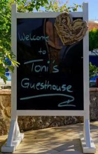 Toni´s Guesthouse - 22