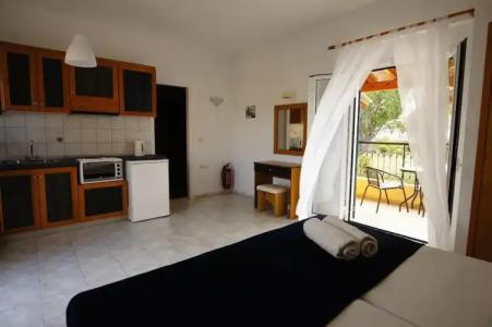 Toni´s Guesthouse - 4