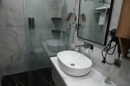 Qaragat Jalal Abad - 25