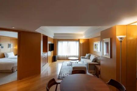 Grand Hyatt Fukuoka - 19