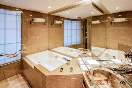Grand Hyatt Fukuoka - 22