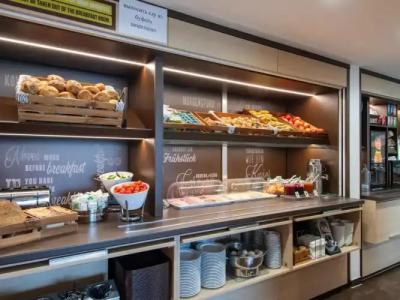 B&B Regensburg-City - 8