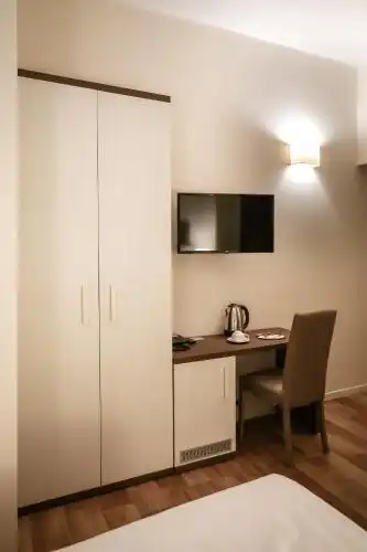Elegant Rooms Roma - Guest House - 19