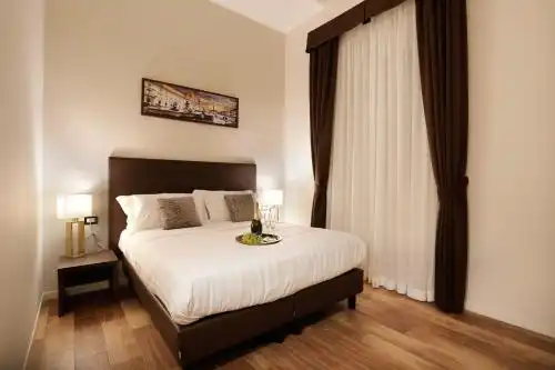 Elegant Rooms Roma - Guest House - 9