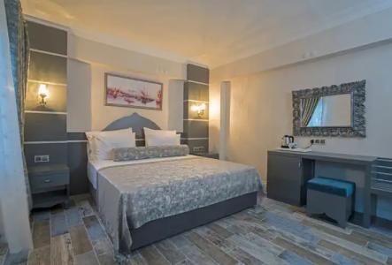 Otto Palace Boutique - 8