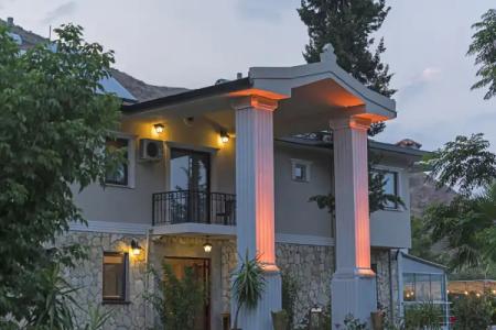 Otto Palace Boutique - 10