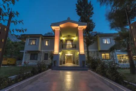 Otto Palace Boutique - 13