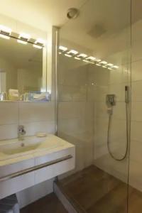 & Restaurant Wittelsbacher Hof - 53