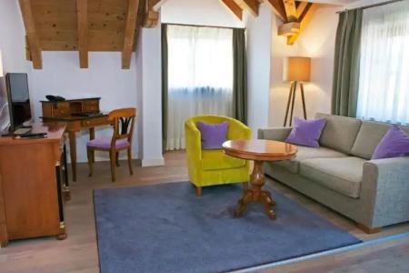 Bayerischer Hof - 128