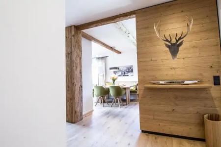 Bayerischer Hof - 181