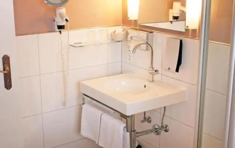 Bayerischer Hof - 74