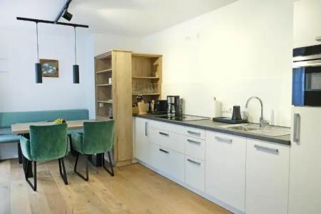 Bayerischer Hof - 162