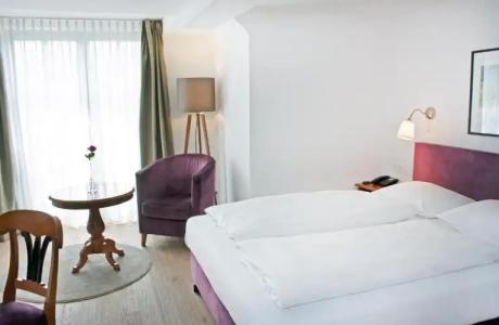 Bayerischer Hof - 72