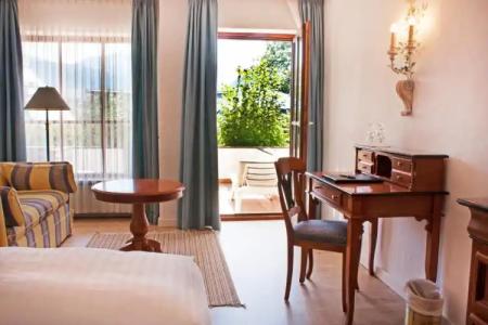 Bayerischer Hof - 38