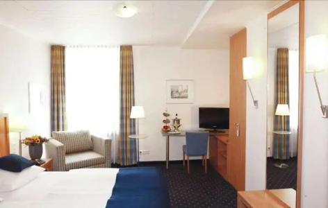 Hotel-Restaurant Überwasserhof e.K. - 4