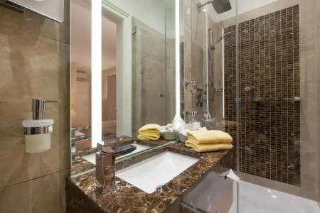 TOP an der Oper - 65