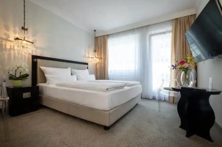 TOP an der Oper - 83