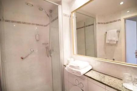 Aurbacher Hof Gmbh - 26