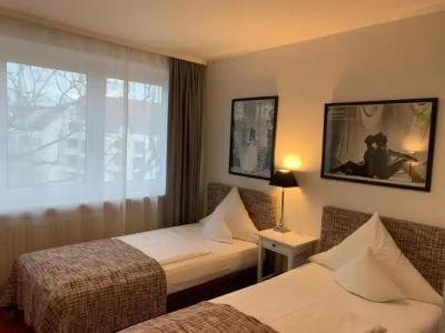 Nymphenburg City - 3