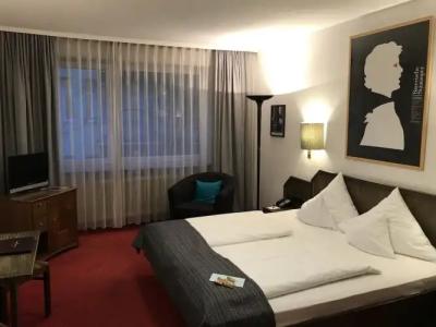 Nymphenburg City - 53