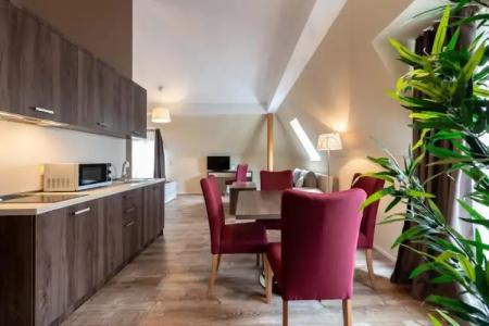 Empress Boutique - 57