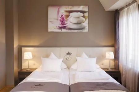 Empress Boutique - 62