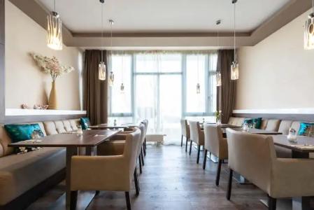 Empress Boutique - 16