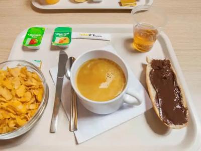 HotelF1 Paris Porte de Châtillon - 9